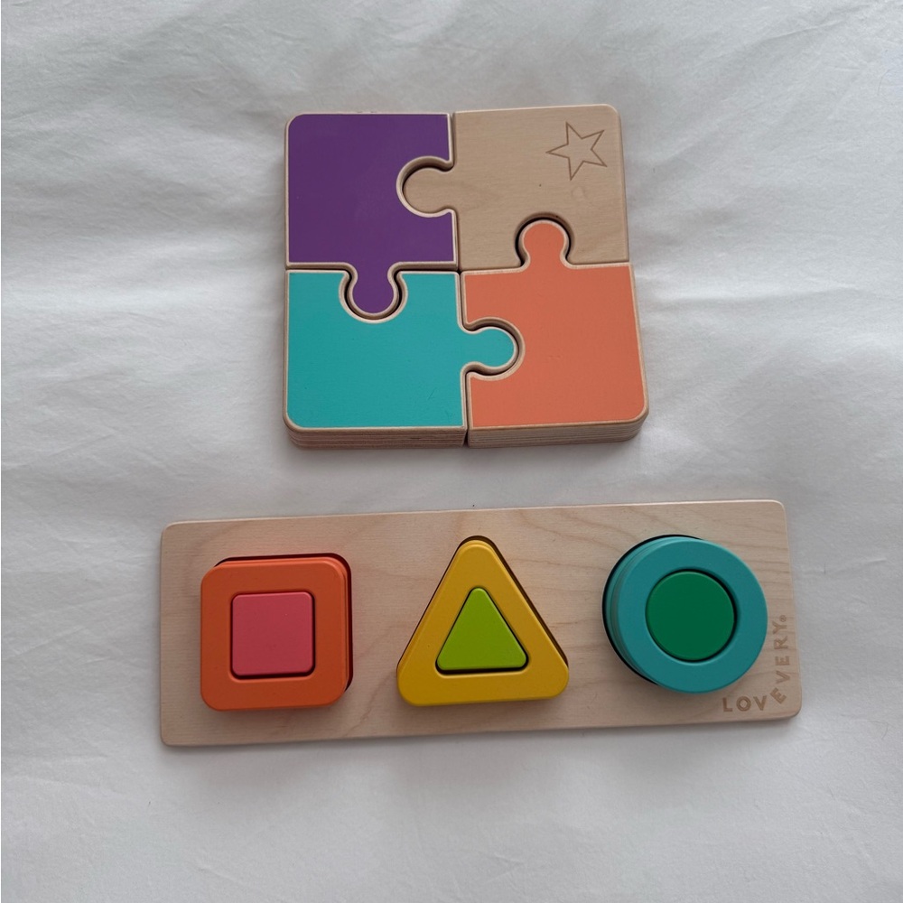 Lovevery Wooden Puzzle and Shape Sorter Set
